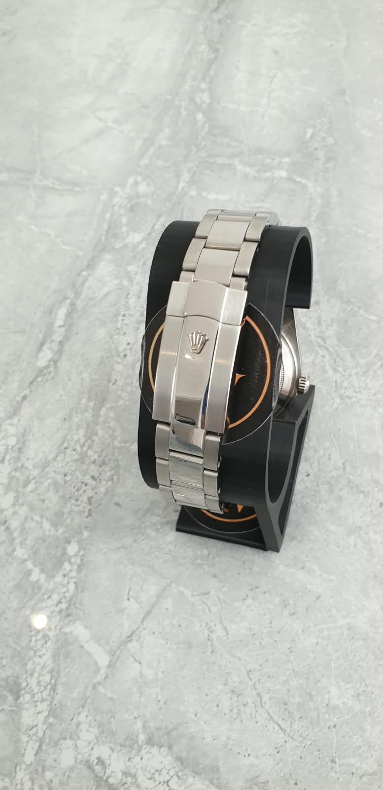 Rolex Oyster Perpetual, Automatic, Black Dial, Smooth Bezel, Steel Case and Bracelet (41mm)