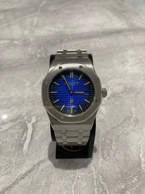 Audemars Piguet, Royal Oak, Blue Textured Dial (41mm)