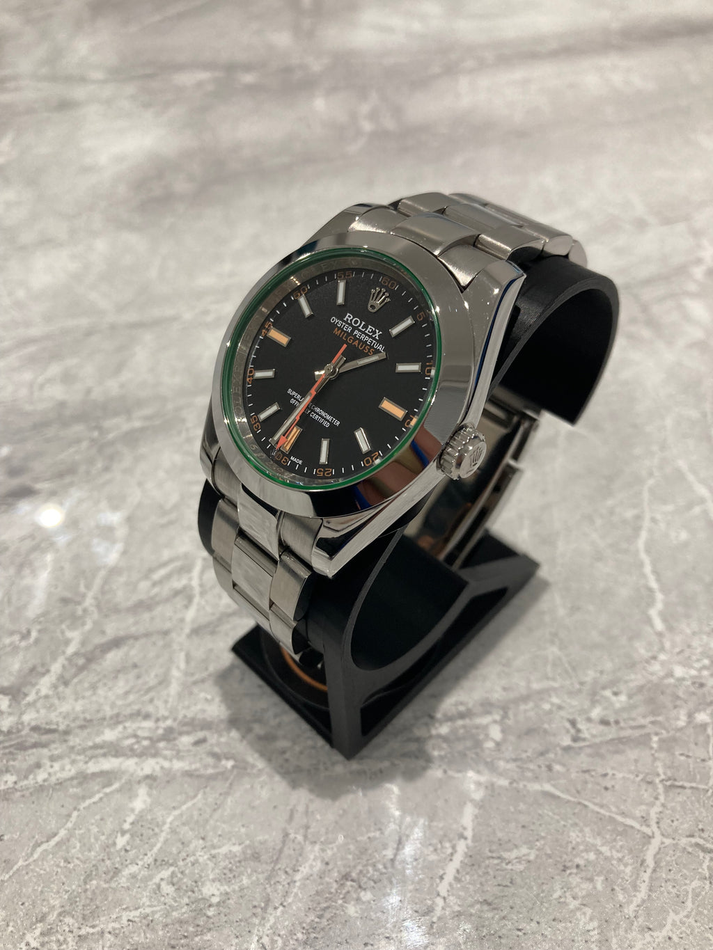 Rolex Milgauss, Automatic, Black Dial, Smooth Bezel, Steel Case (41mm)