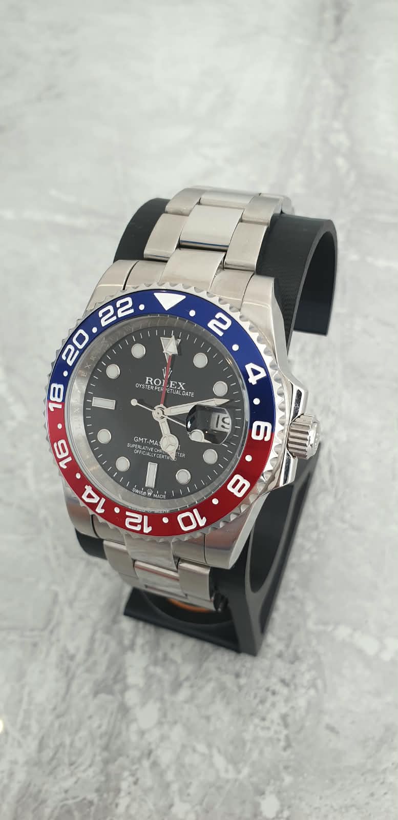 Rolex GMT-Master II, Automatic, Black Dial, Pepsi-Style Bezel, Steel Case (41mm)