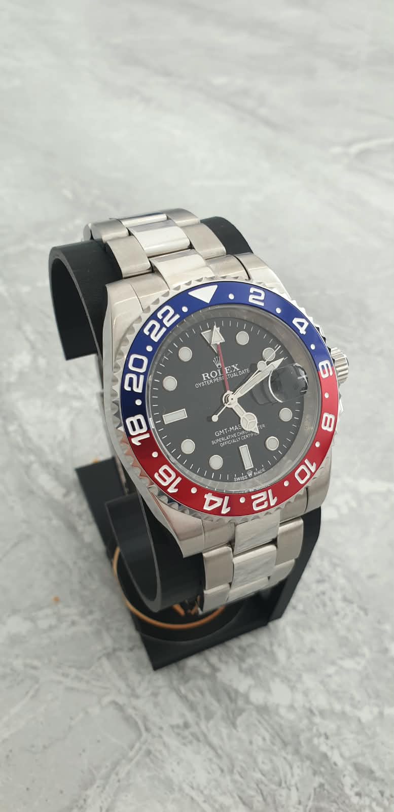 Rolex GMT-Master II, Automatic, Black Dial, Pepsi-Style Bezel, Steel Case (41mm)