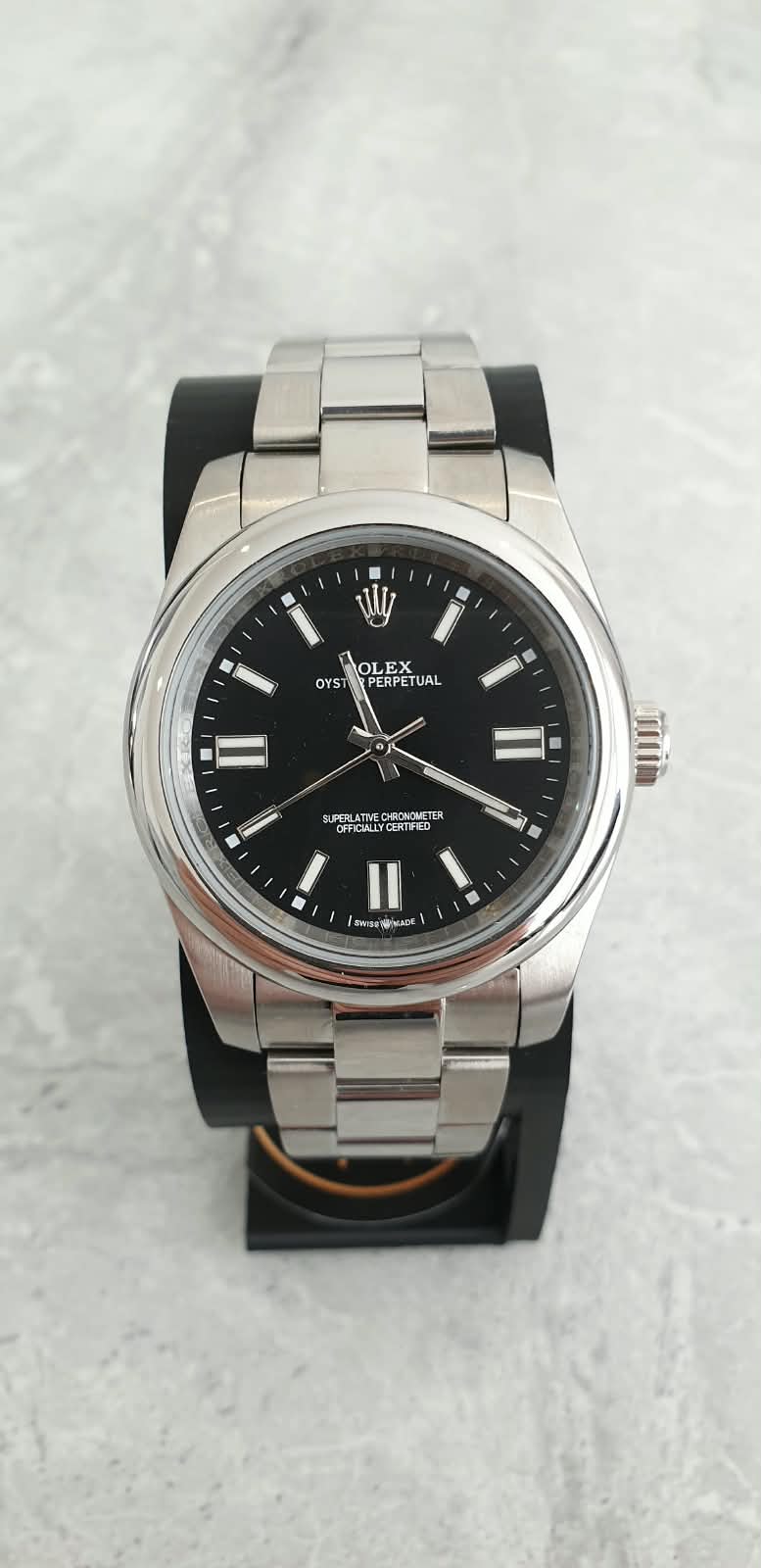 Rolex Oyster Perpetual, Automatic, Black Dial, Smooth Bezel, Steel Case and Bracelet (41mm)