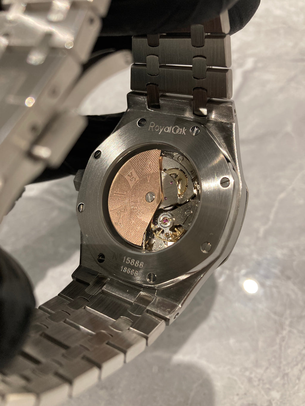 Audemars Piguet, Royal Oak, Blue Textured Dial (41mm)